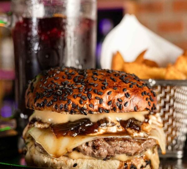 Bendito Burgers - The Burger Route GYE