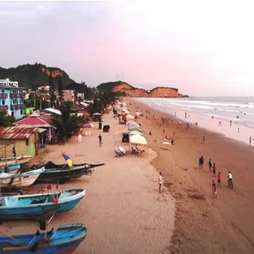 olon beach ecuador